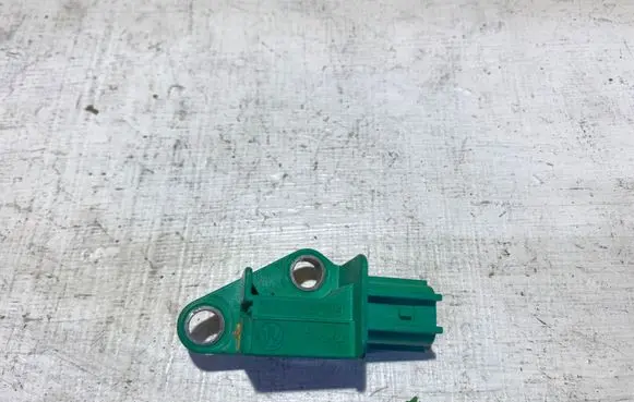 Audi Q5 SQ5 Airbag deployment crash/impact sensor 1K0909606C 5WK43544