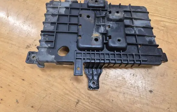 Hyundai Sonata Battery tray 371503K500