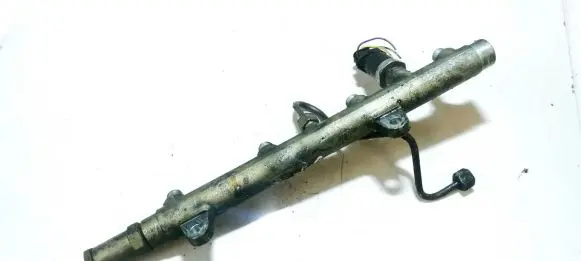Volvo S40, V40 Fuel main line pipe 7700114017 0445214024