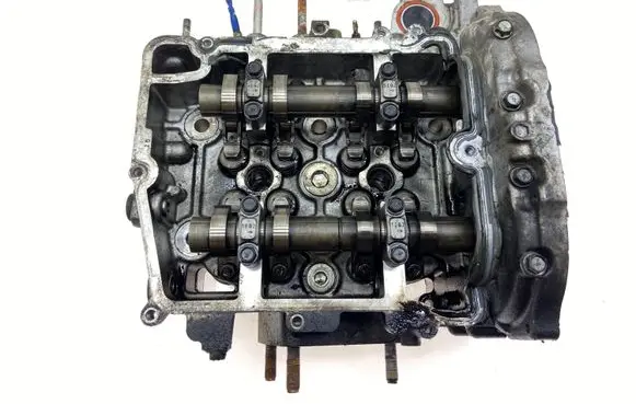 Subaru Outback Engine head 