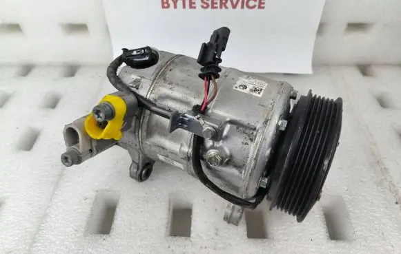 BMW 2 F45 Air conditioning (A/C) compressor (pump) 5A21D11 64525A21D11