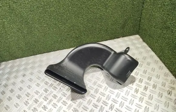 Cabin air duct channel