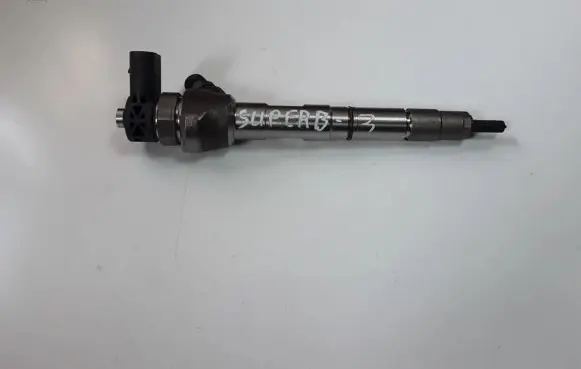 Skoda Superb B8 (3V) Fuel injector 04L130277AD