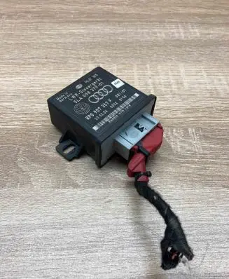 Audi A8 S8 D3 4E Light module LCM 8P0907357F 5LA00837901
