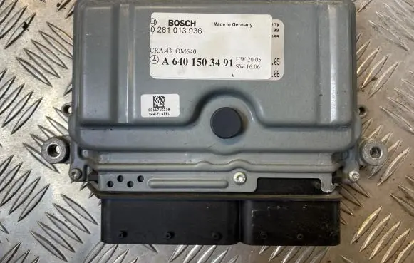 Mercedes-Benz A W169 Engine control unit/module A6401503491 0281013936 RA430M640