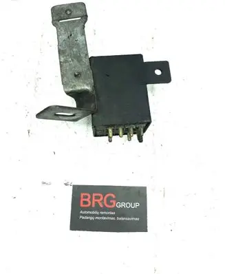 Mercedes-Benz E W124 Glow plug pre-heat relay 2018200005 58218001 28877826