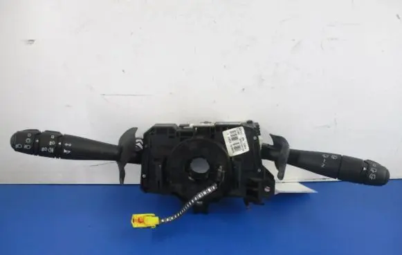 Dacia Sandero Other switches/knobs/shifts 8200792587T