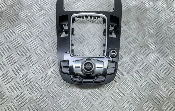 Audi A5 Sportback 8TA Head unit multimedia control 8T0919611B