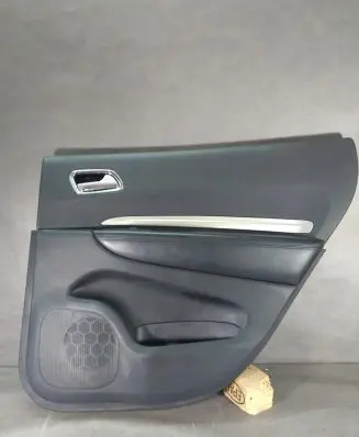 Dodge Durango III Rear door card panel trim