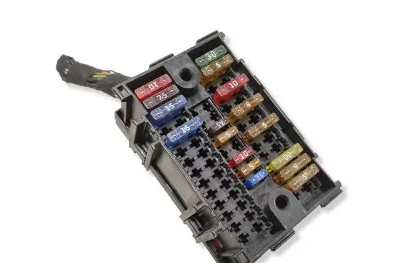 Volkswagen Transporter - Caravelle T5 Fuse module 7E0937617