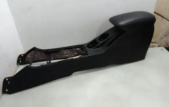 KIA Ceed Center console 051414