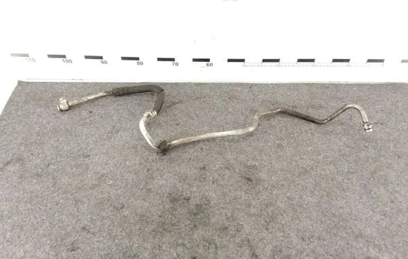 Jaguar XF X250 Gearbox oil cooler pipe/hose