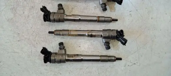 Renault Koleos II Fuel injectors set 0445110939