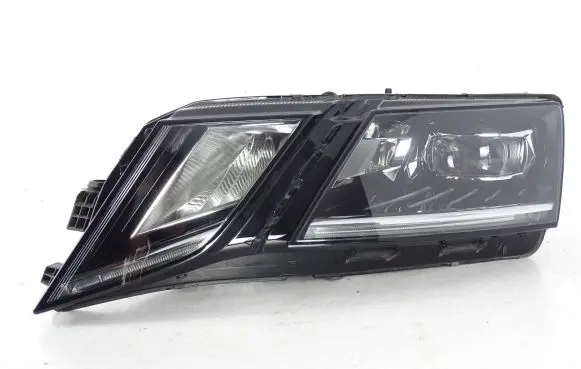 Skoda Octavia Mk3 (5E) Headlight/headlamp 5E1941015D
