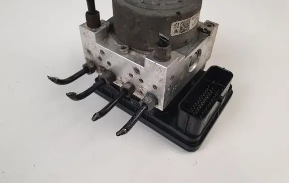 Peugeot 208 ABS Pump 1009153945 9812847780 1006253001