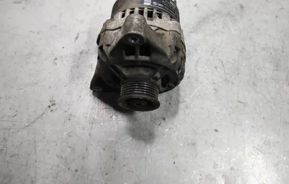 Audi A4 S4 B5 8D Generator/alternator 0123310022 058903016