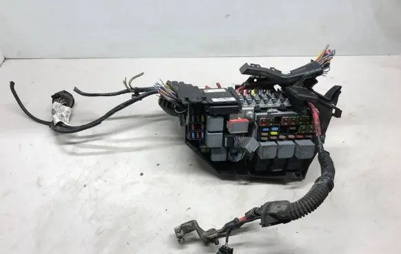 Land Rover Evoque I Fuse module BJ3212A690DD