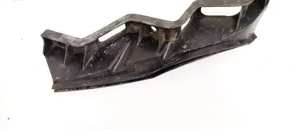 Volkswagen PASSAT B6 Front bumper mounting bracket 3c0807890