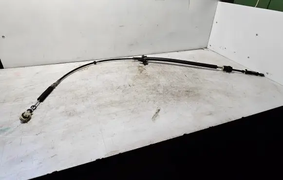 Mercedes-Benz A W169 Gear shift cable linkage A1693700073