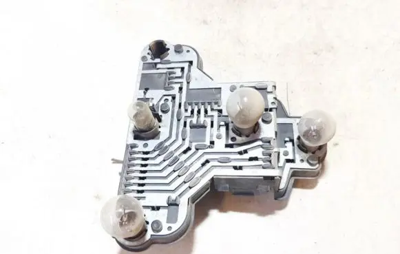 Volkswagen Golf III Tail light bulb cover holder 1h6945257