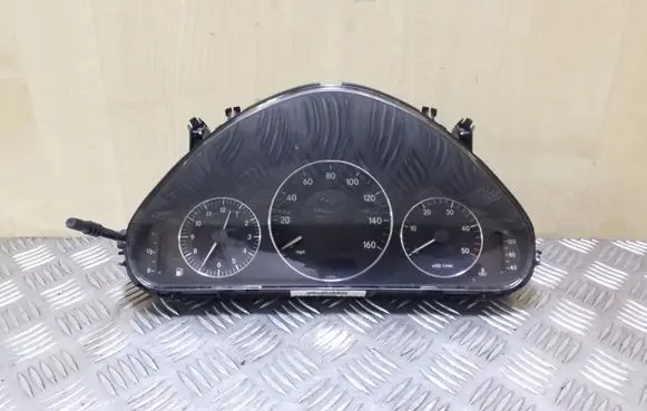 Mercedes-Benz E W211 Speedometer (instrument cluster) 2115401148