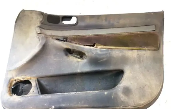 Audi A4 S4 B5 8D Front door card panel trim 8d0863980