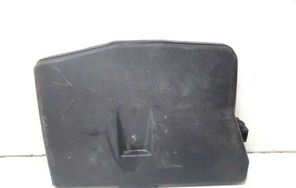 Toyota Avensis T270 Fuse box cover 