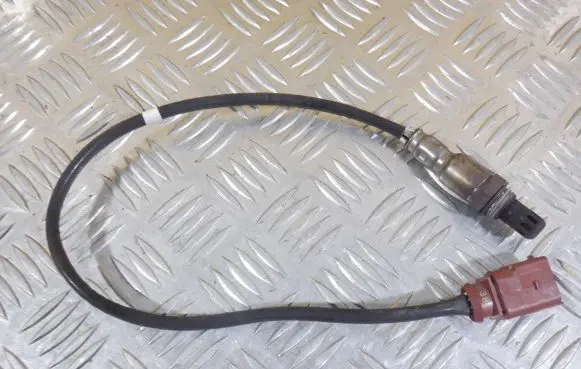 Volkswagen PASSAT B8 Lambda probe sensor 04E906262AR