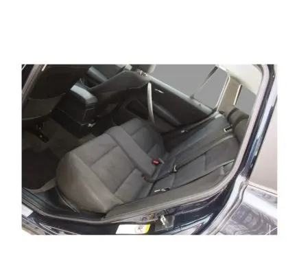 BMW X3 E83 Second row seats 