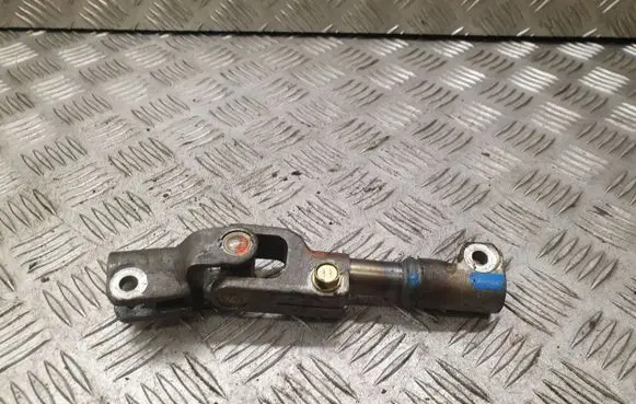 Toyota Avensis T250 Steering column universal joint