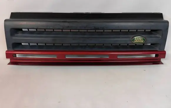 Land Rover Discovery Front bumper upper radiator grill