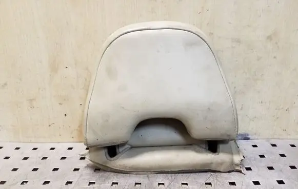 Volvo XC60 Rear seat headrest 1357618