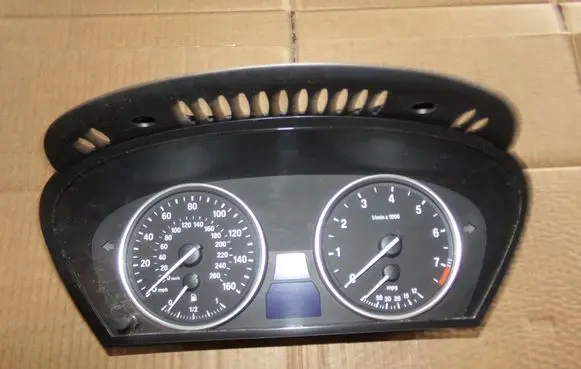 BMW 5 E60 E61 Speedometer (instrument cluster) 9194887