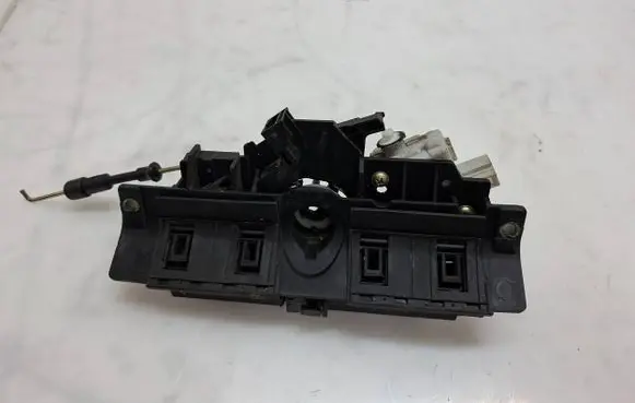 Audi A6 S6 C5 4B Tailgate/trunk/boot exterior handle 8D9827565h 4B0827565h