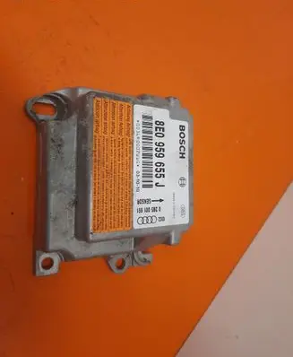 Audi A4 S4 B6 8E 8H Airbag control unit/module 8E0959655J