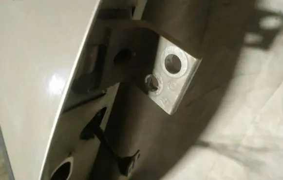 Peugeot 807 Front door upper hinge