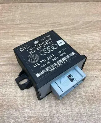 Audi A3 S3 8P Light module LCM 8P0907357F 5LA008379