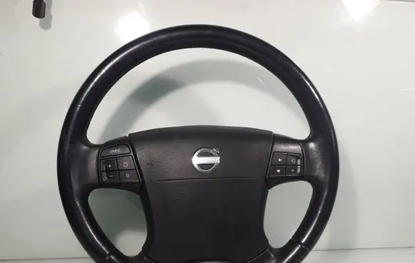 Volvo V70 Steering wheel
