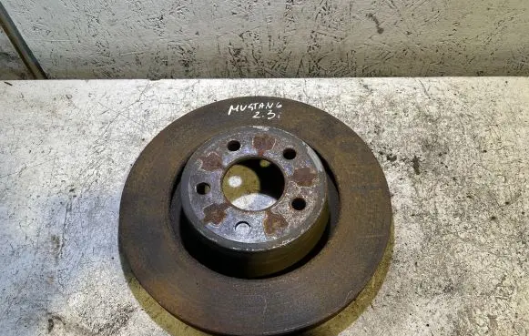 Ford Mustang VI Front brake disc