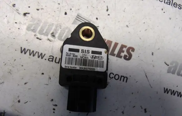Hyundai i30 Airbag deployment crash/impact sensor 95920-3K000