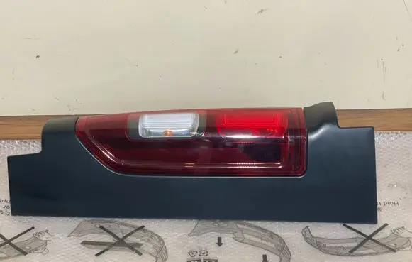 Renault Trafic III (X82) Tail light part 265A63253R