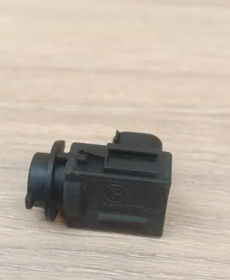 BMW 3 E92 E93 Air quality sensor 9136607 3242411