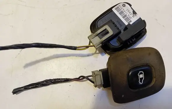 Chrysler Grand Voyager IV Electric sliding door switch 0SE501L5AC 2662A