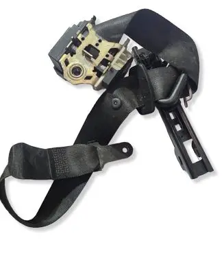 Ford Mondeo Mk III Front seatbelt 33012178