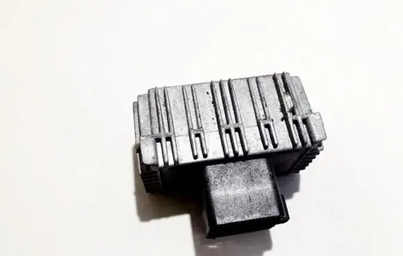 Opel Astra G Glow plug pre-heat relay 09132691 51299008