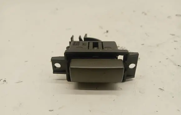 BMW 7 E65 E66 Glove box handle 7148751 10862510
