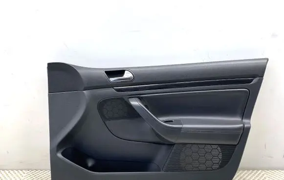 Volkswagen Golf V Front door card panel trim 