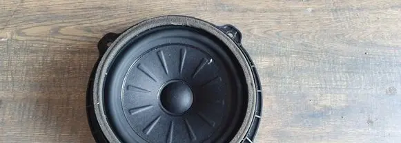 Hyundai Tucson TL Rear door speaker 96330D3000