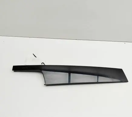 BMW X2 U10 Front door glass trim molding 5A2FC81