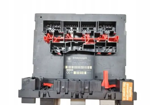 Audi A3 S3 8P Other control units/modules 8P0907279F